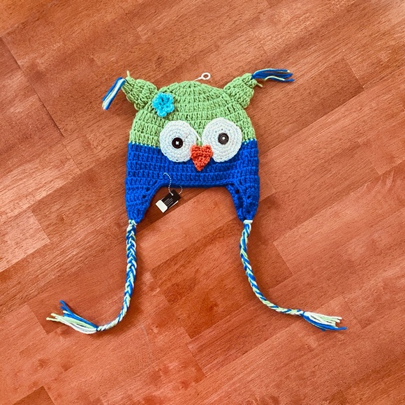 New! KNITTED OWL BEANIES - Picture 4 of 6